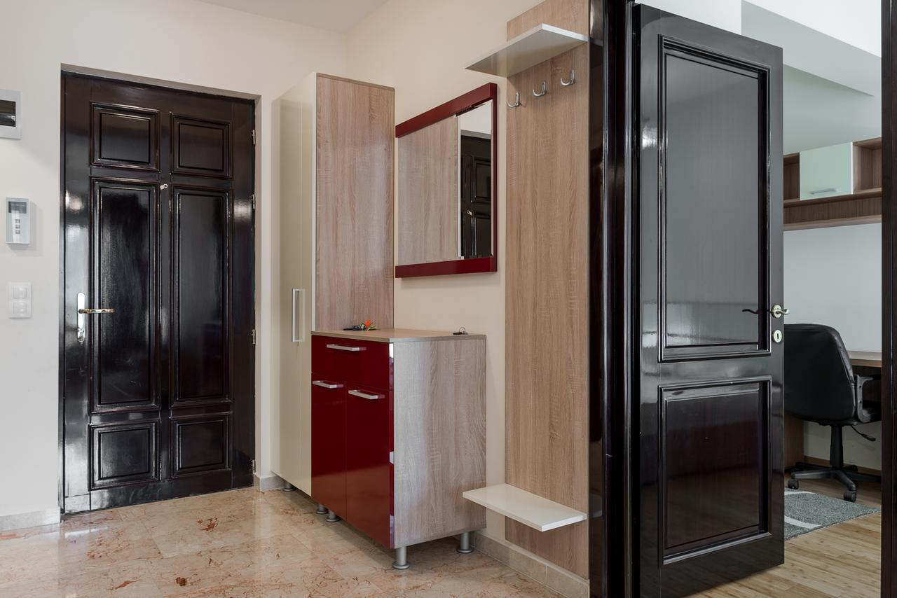 Cozy Apartments - Copou Iasi Ngoại thất bức ảnh